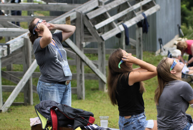 Eclipse at PARI - Image 5